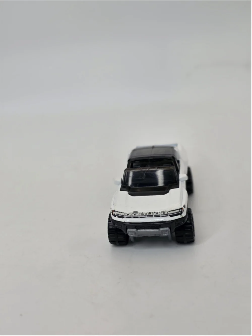 Diecast Vehicle Lot of 8 Trucks Vans SUV Utility Delivery Cars 1:64 Scale